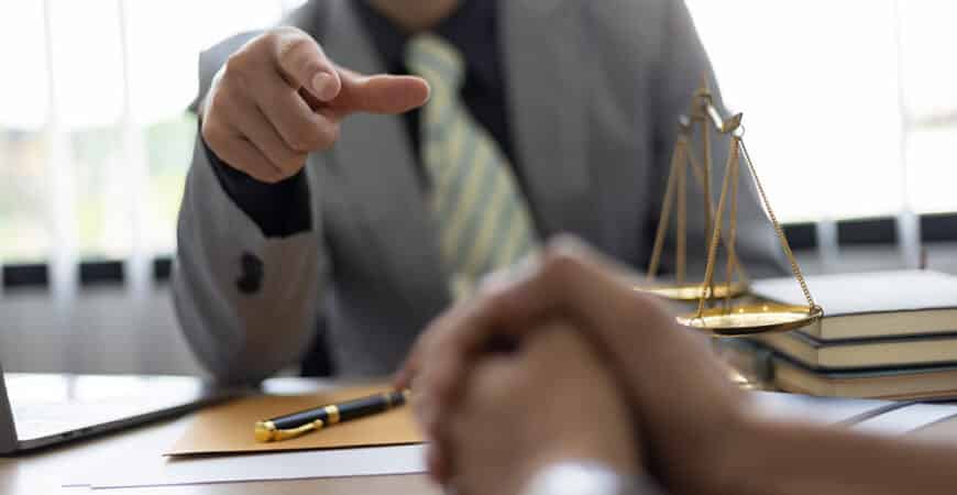 Lawyers accept complaints and provide legal advice to resolve issues.